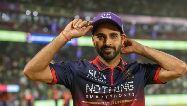 IND vs NZ 1st T20I: How many wickets did Bhuvneshwar Kumar pick in India return game? Detailing pacer's performance at Chirstchurch