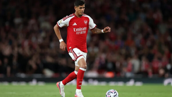 Footage emerges of Arsenal player struggling after new injury