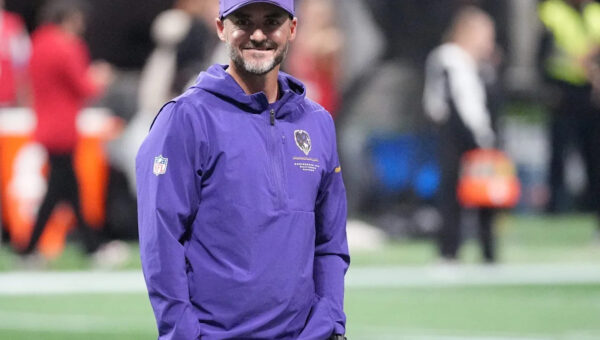 ‘Masterclass From Jesse Minter,’ ‘Chargers Made a Huge Mistake’ — NFL Fans Salute Ravens HC as Baltimore’s OT ‘Gamble’ Pays Off vs. Falcons