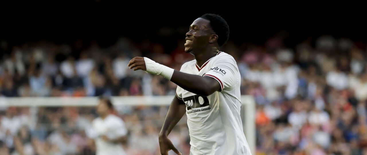 Liverpool set to be thwarted as £50m contract clause agreed