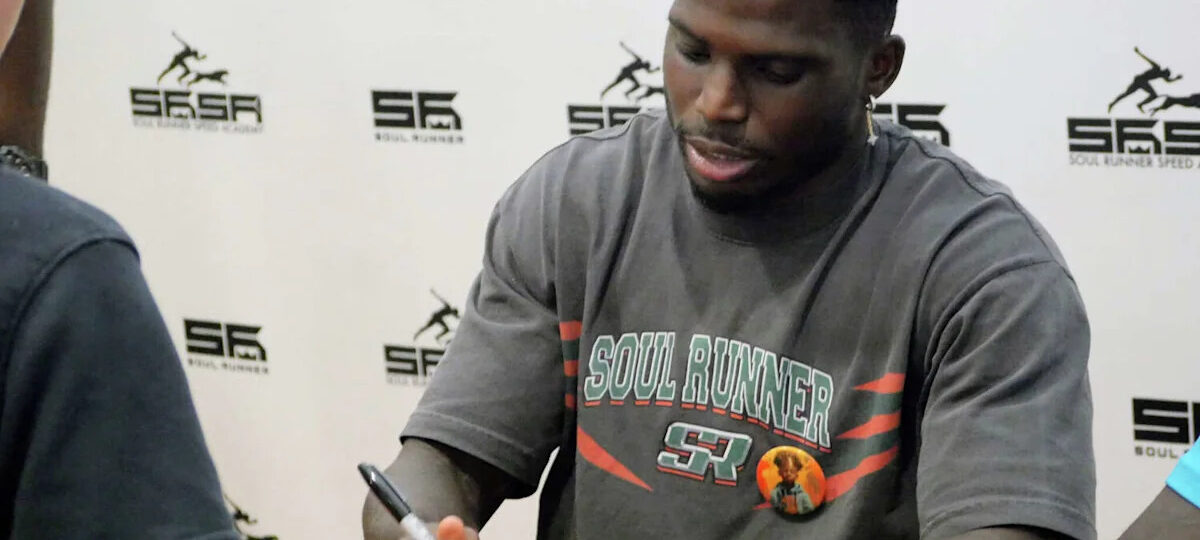 Tyreek Hill's estranged wife testifies about alleged abuse in Connecticut hotel
