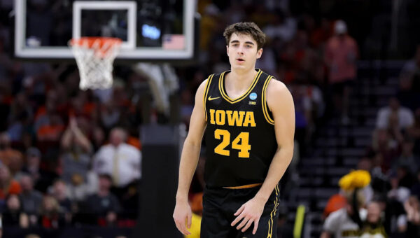 Iowa Basketball Player Previews: Tate Sage
