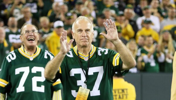 Former Packers linebacker Phil Vandersea dies at 83