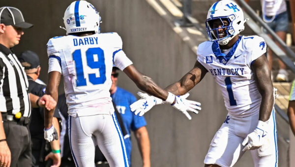 Kentucky freshman Kenny Darby piling up SEC awards