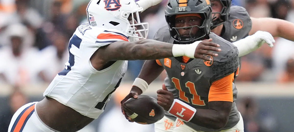 How former LSU football DE Da'Shawn Womack is faring with 3rd SEC school