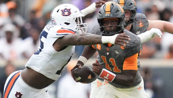 How former LSU football DE Da'Shawn Womack is faring with 3rd SEC school
