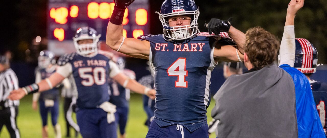 Which Gaylord area football teams made the MHSAA playoffs?