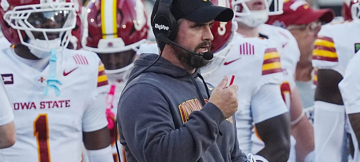 Iowa State football's Makai Sat exits Arizona game with injury