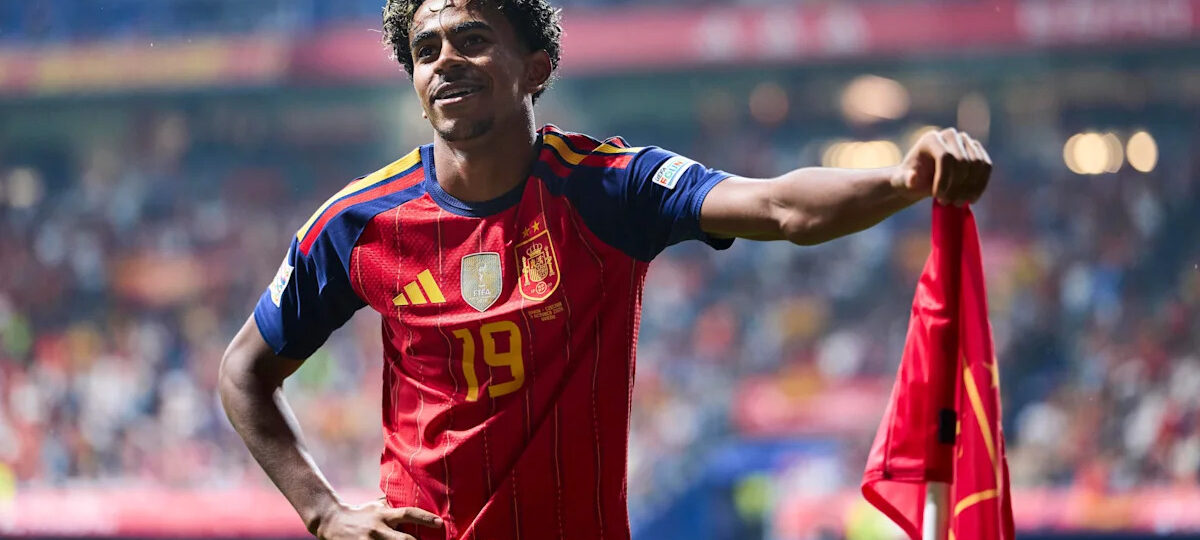 ‘He never ceases to amaze us’ – Spain boss hails Lamine Yamal after stunner against Czechia