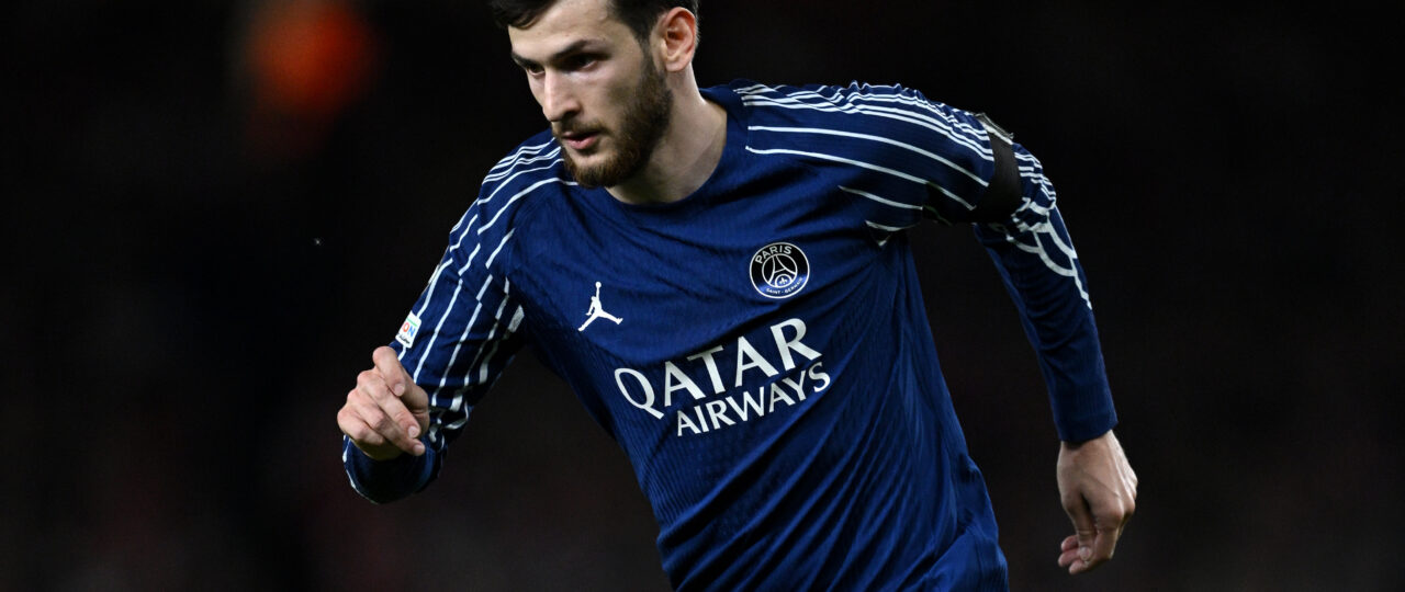 PSG linked with unlikely loan move to replace injured wing star