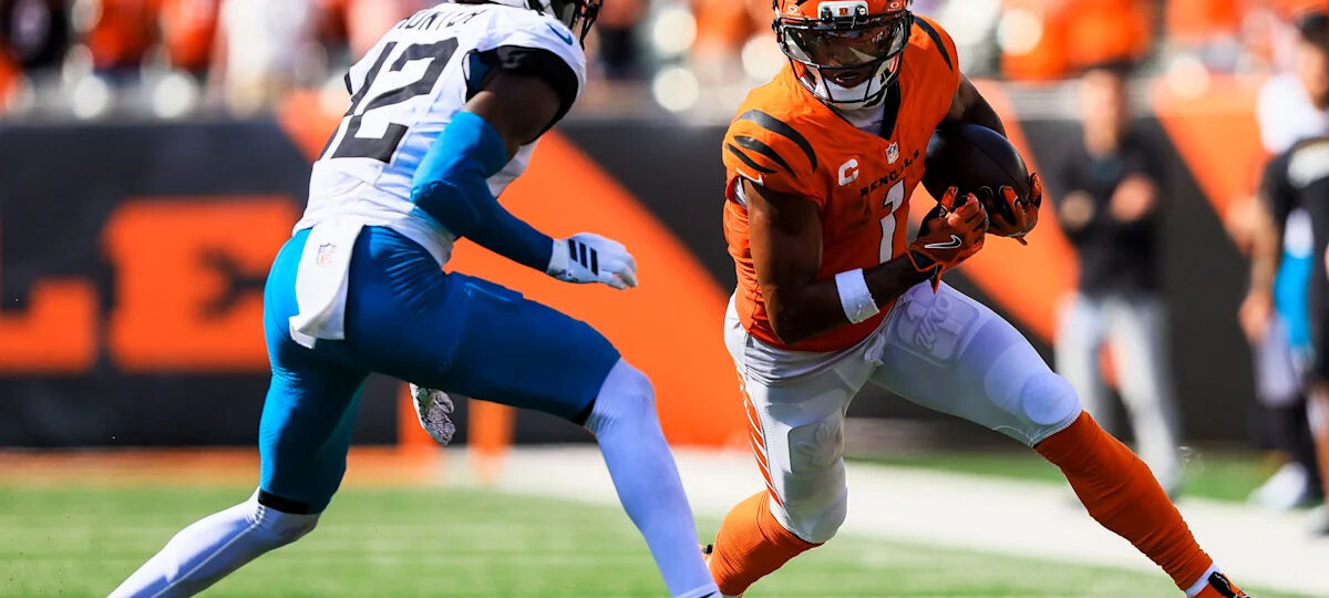 Ja'Marr Chase with little to say when asked about Jaguars Travis Hunter