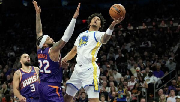 How did Yaxel Lendeborg do in first big test as an offensive centerpiece for Warriors?