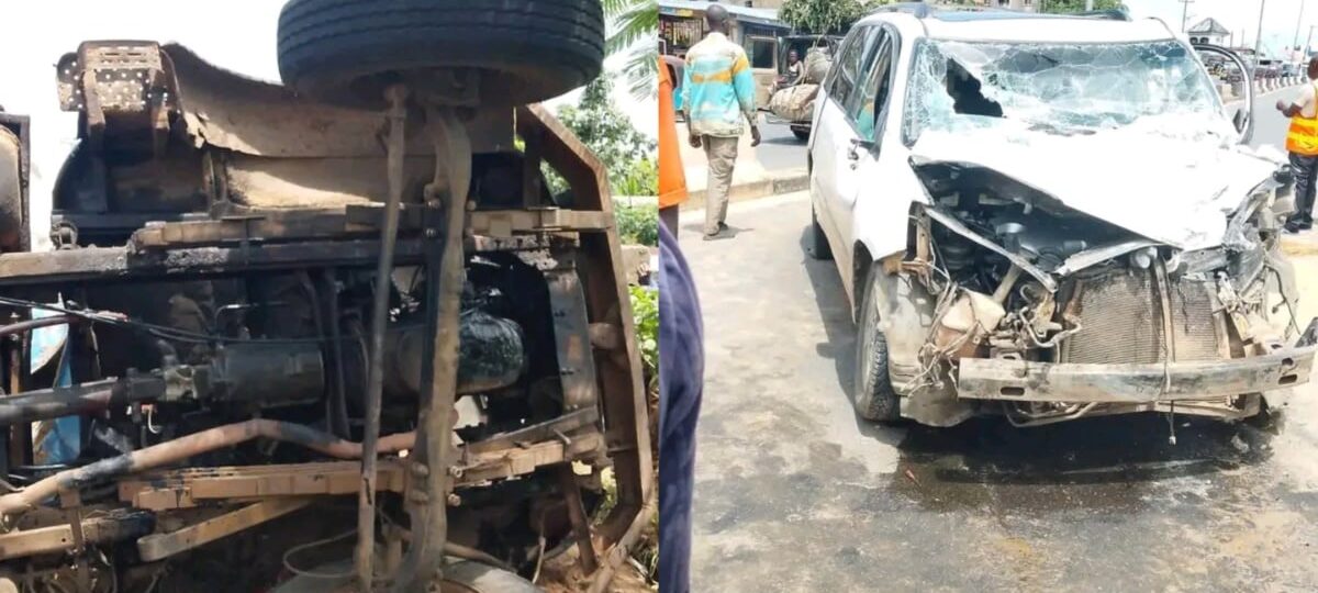Accident claims life in Umuahia as truck, bus collide
