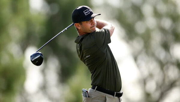 Chandler Blanchet and Kensei Hirata share the lead in Bermuda