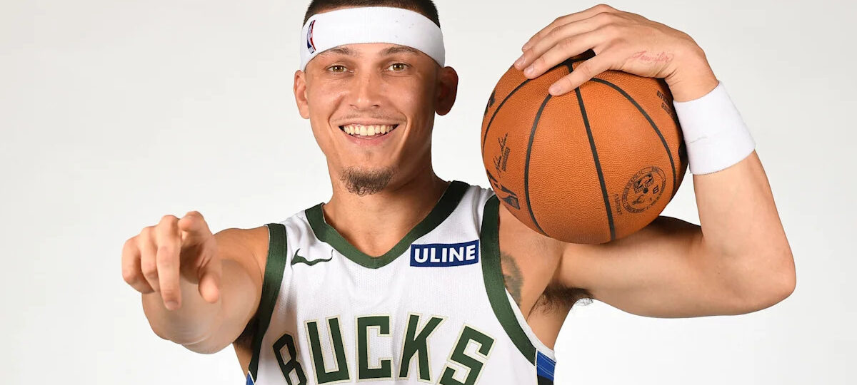 Tyler Herro’s pantsed Anthony Edwards in his Bucks debut