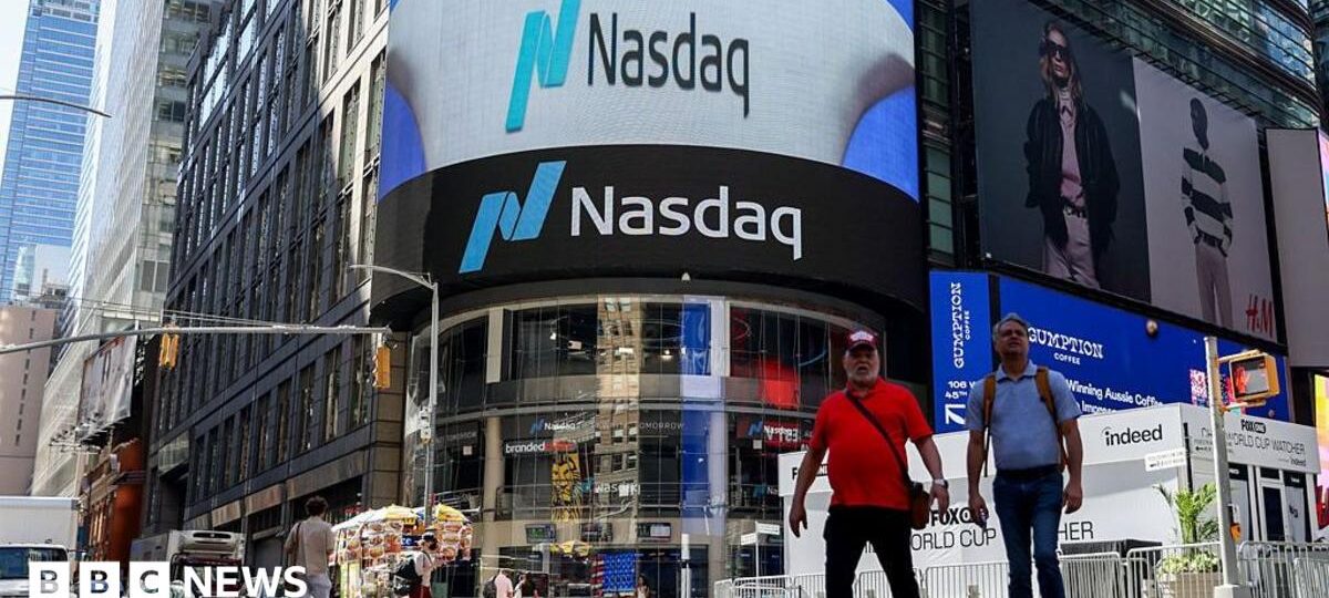 US tech stocks see sharp falls over AI cost fears