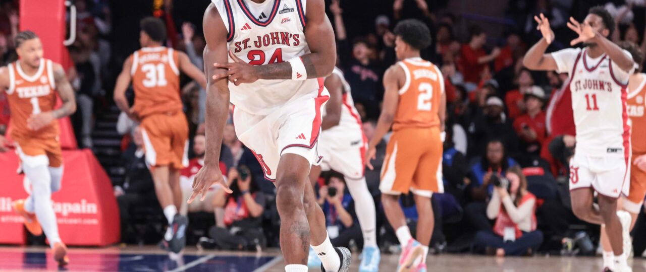 St. John’s men’s basketball wrangles Texas in encouraging exhibition finale