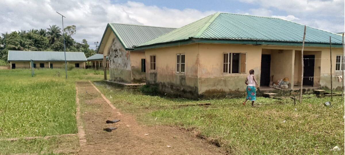 Headmaster beg Gov Oborevwori to sand fill, build staff quarters in flooded school