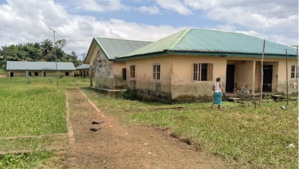 Headmaster beg Gov Oborevwori to sand fill, build staff quarters in flooded school