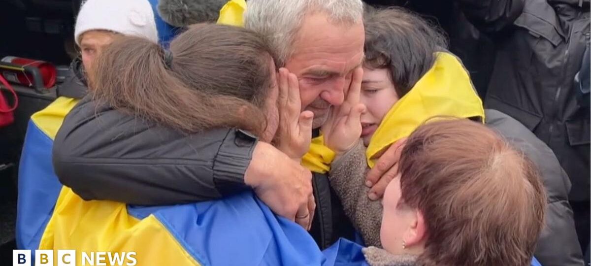 Emotional reunions with loved ones for Oleshky evacuees
