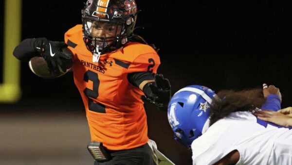 Medina Valley rushing duo powers Panthers over MacArthur