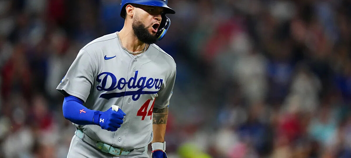 Pages delivers go-ahead single in 7th as Dodgers beat Braves 4-1 to clinch NL Division Series