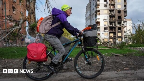 ‘The city is alive’: A brief peace in Kherson, but residents fear what comes next