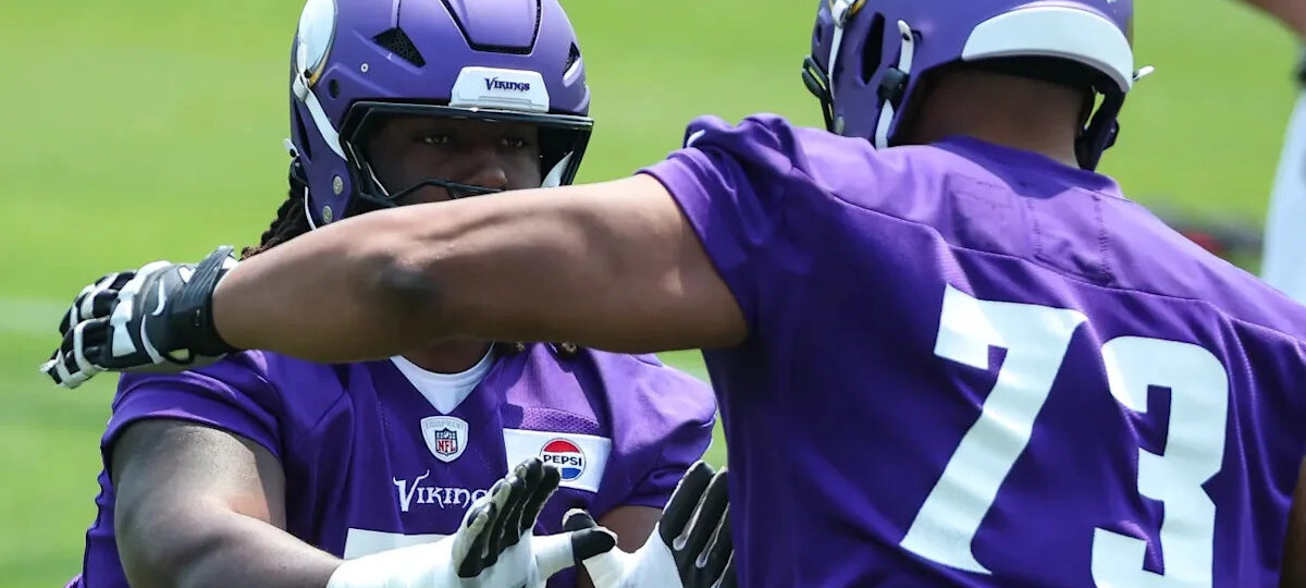 Vikings offensive line takes massive hit with season-ending injury, another star in concussion protocol
