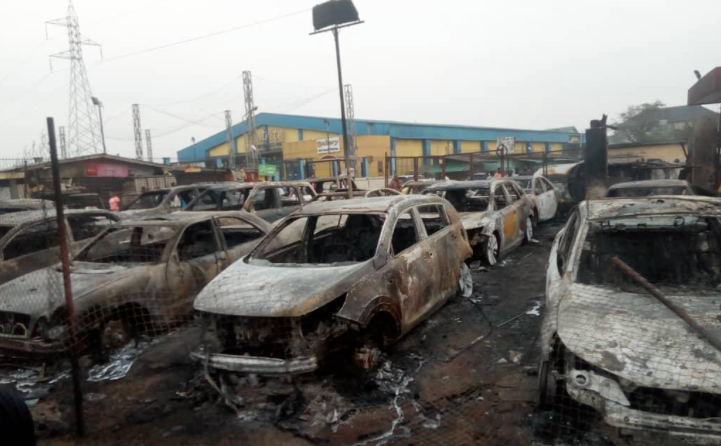 21 cars affected as fire engulfs Lagos mechanic workshop