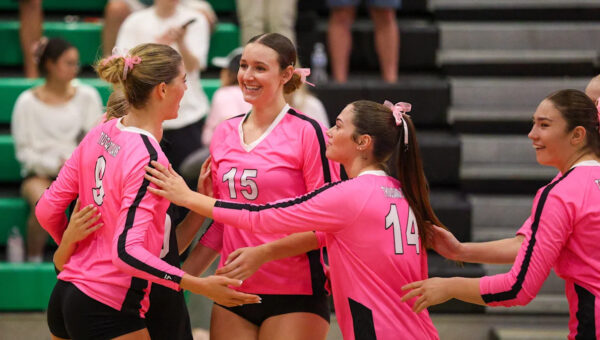 Halvorson's heroics lead Thousand Oaks volleyball past Westlake