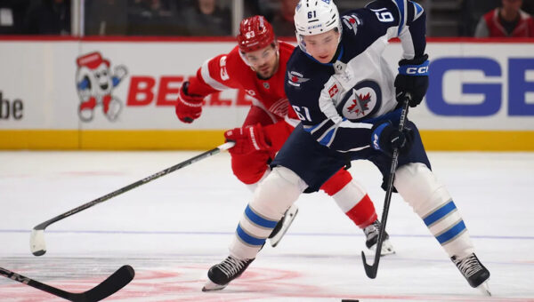 Red Wings’ rally falls short, drop their second straight home game