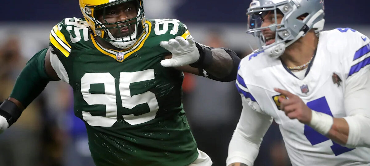 Lions-Packers scuffle results in official getting clipped by Amon-Ra St. Brown's cleat
