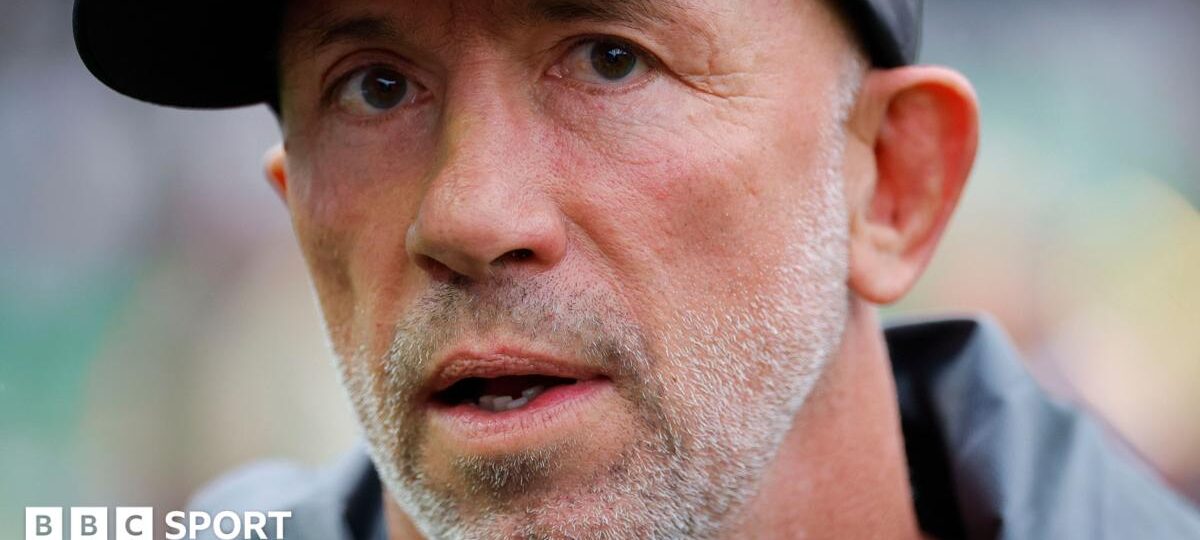 Compulsory media duties like something in an autocracy - Venter