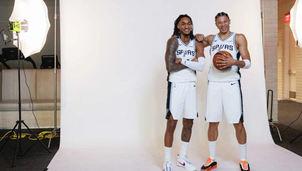 Spurs forward Carter Bryant with some major love for teammate Devin Vassell