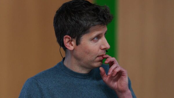 Sam Altman: Don't treat AI like a 'religious force'