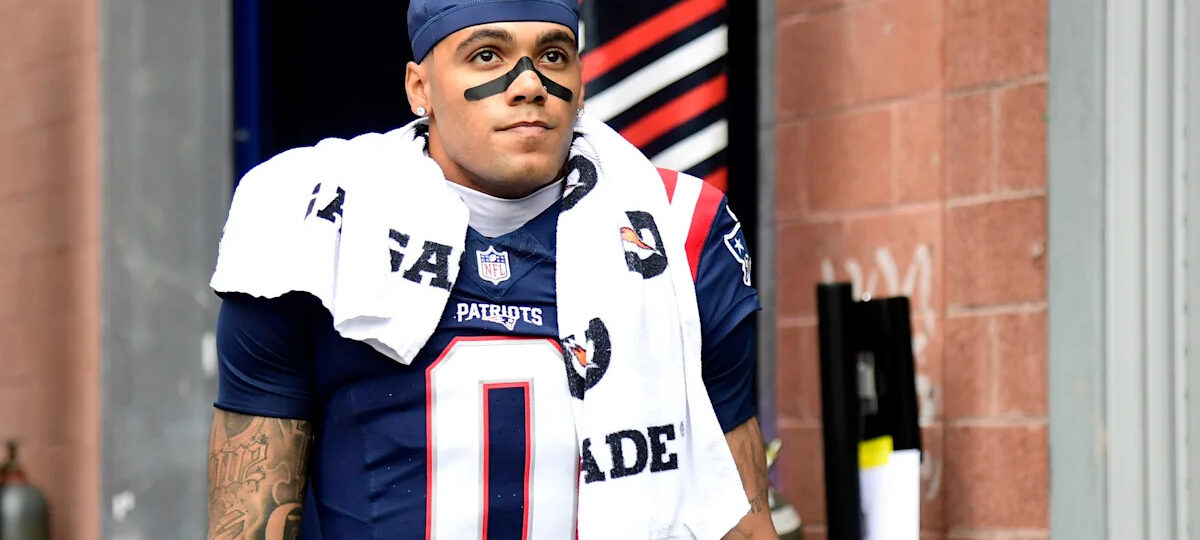 Is Patriots CB Christian Gonzalez playing today?