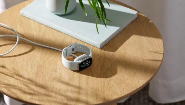 Fitbit Edge is Google’s middle ground between Fitbit Air and Pixel Watch