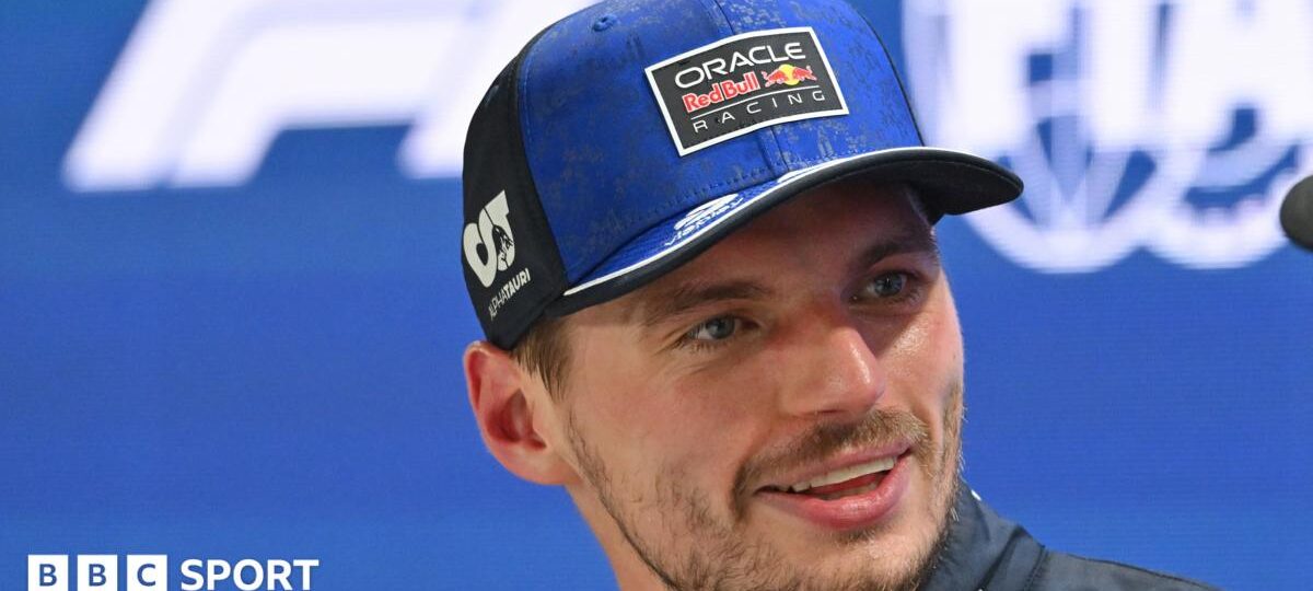 Verstappen building major momentum as 'no-one very happy' at McLaren