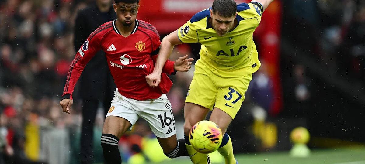 Manchester United vs. Tottenham Hotspur: game time, live blog, and how to watch online