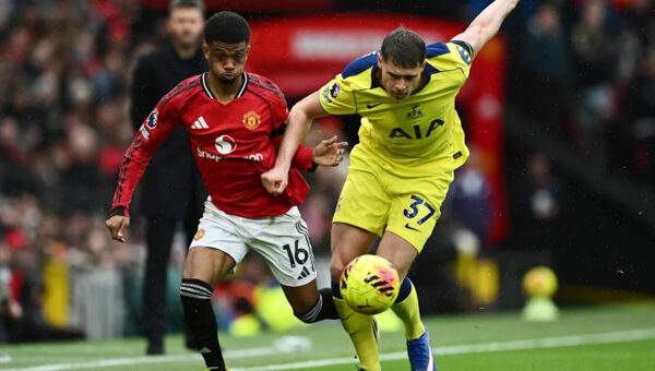 Manchester United vs. Tottenham Hotspur: game time, live blog, and how to watch online