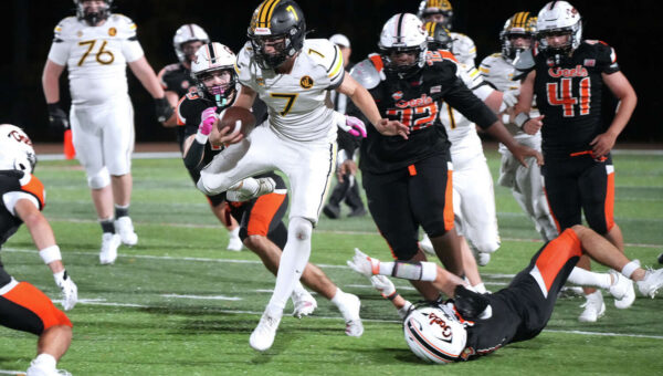 Jonathan Law football holds off Shelton comeback as Matthew Witteman accounts for six TDs