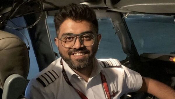 'I couldn't let everyone else die': The Flydubai pilot stabbed by his coworker describes how he helped save Flight 1073