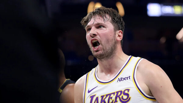 Luka Doncic points tonight: Lakers star going off in rematch with Warriors