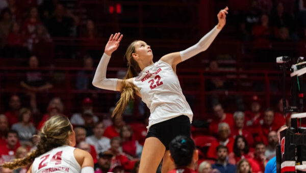 Wisconsin volleyball fends off Indiana in another ranked win | 3 takeaways