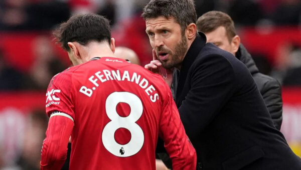 Michael Carrick and Bruno Fernandes take major step in bid to salvage Man United crisis