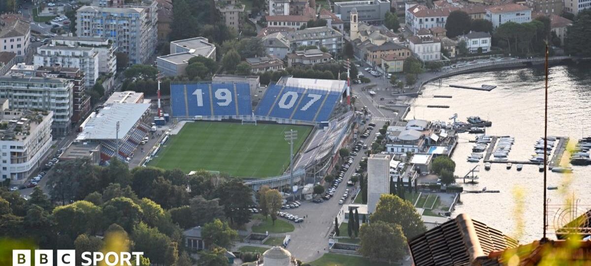 Fabregas and Como prepare for historic Man Utd tie