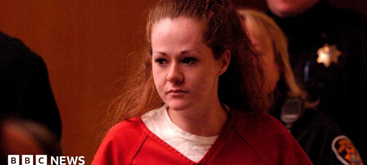 Christa Pike discharged from hospital and returned to prison, her lawyers say