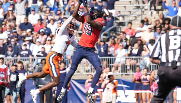 UConn football rallies for injured Javon Brown in OT loss to Syracuse