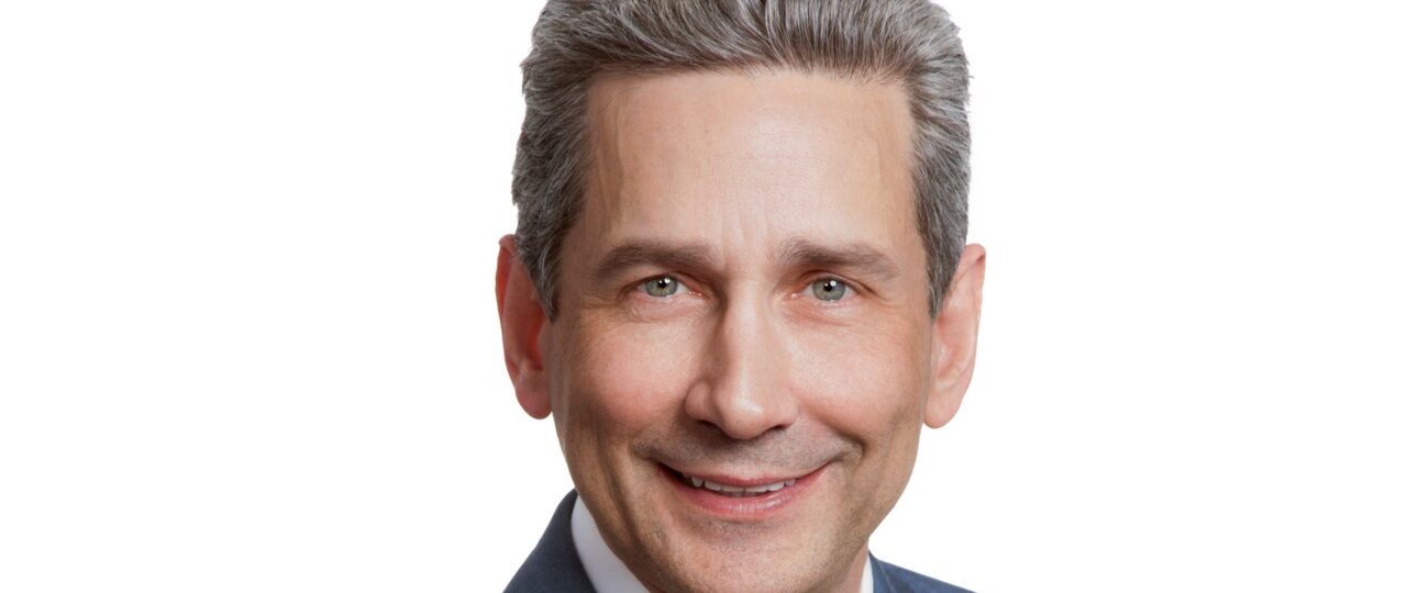 A veteran tech investor says 'doom and gloom' over the AI boom is overblown, even though it has shades of the dot-com bubble