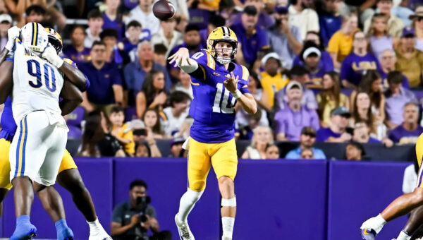 LSU football vs. Kentucky: Comparing Sam Leavitt to Kenny Minchey